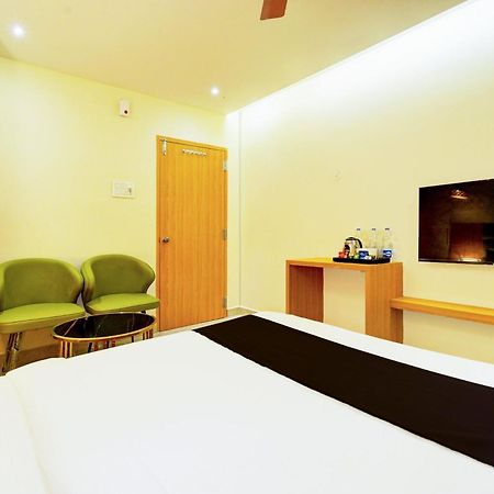 Hotel O Svs Suites Luxury Rooms Trimulgherry Екстер'єр фото
