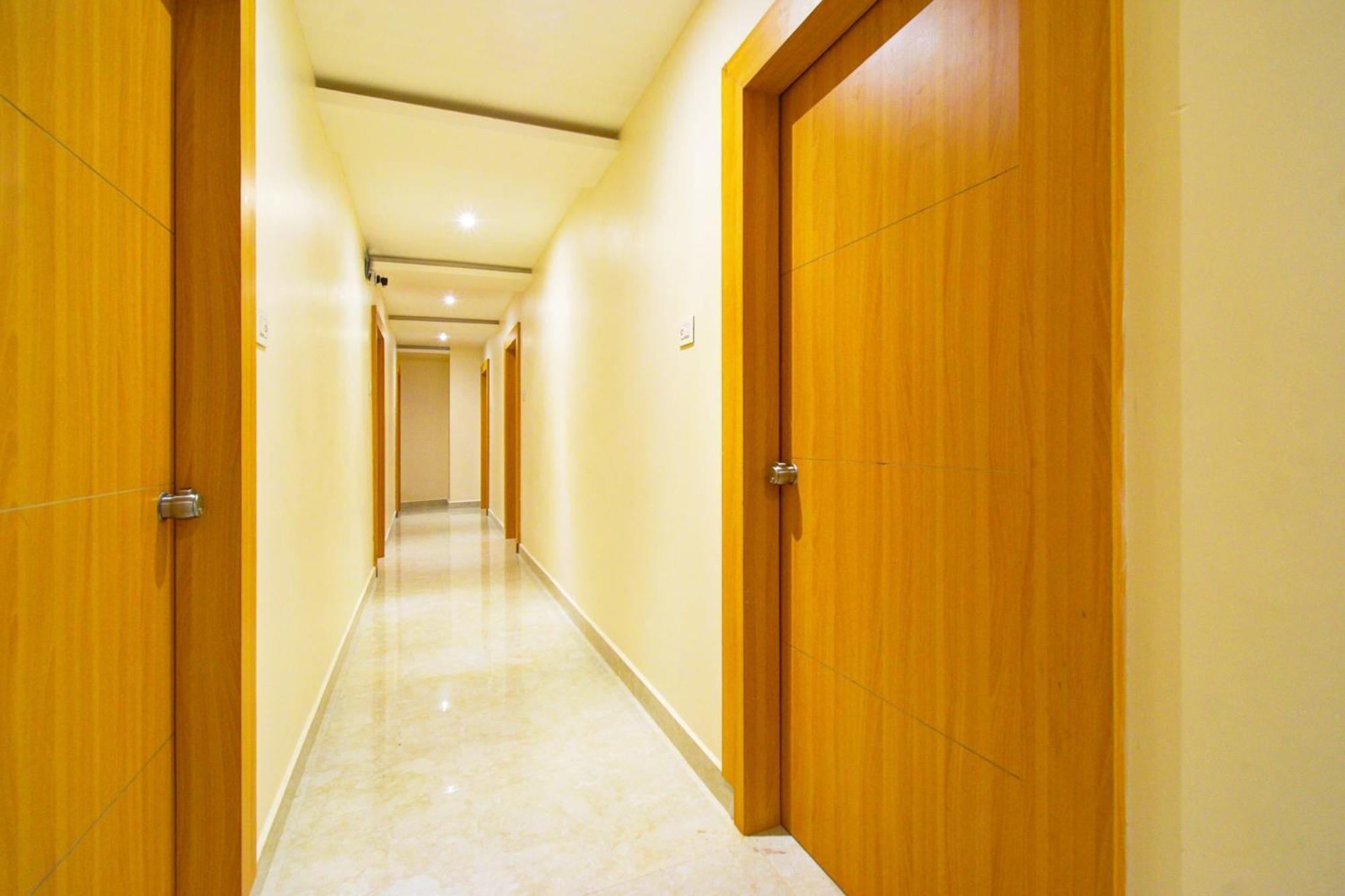 Hotel O Svs Suites Luxury Rooms Trimulgherry Екстер'єр фото