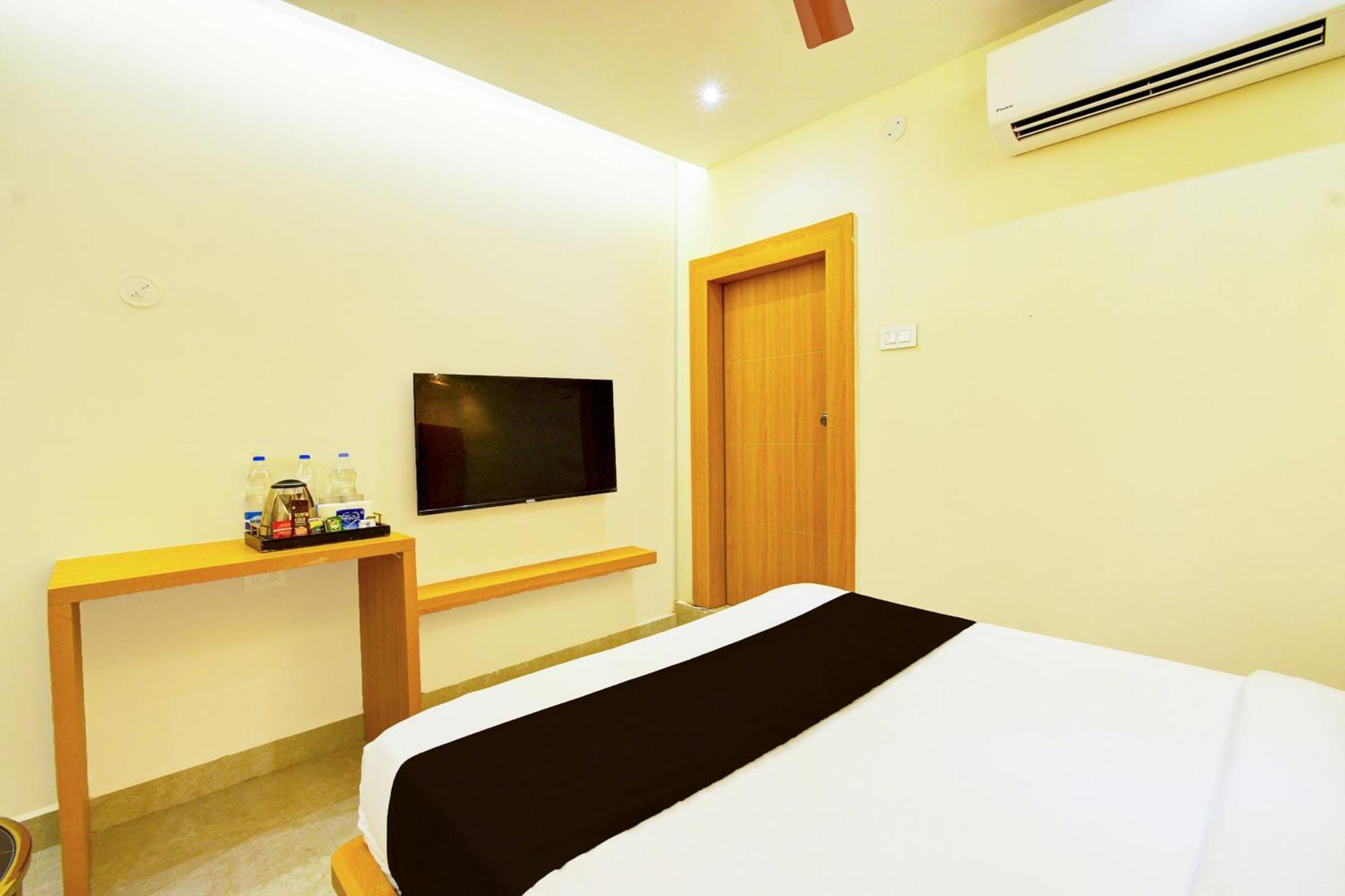 Hotel O Svs Suites Luxury Rooms Trimulgherry Екстер'єр фото