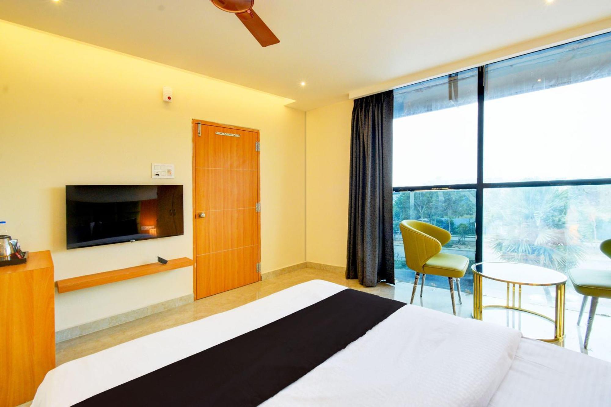 Hotel O Svs Suites Luxury Rooms Trimulgherry Екстер'єр фото