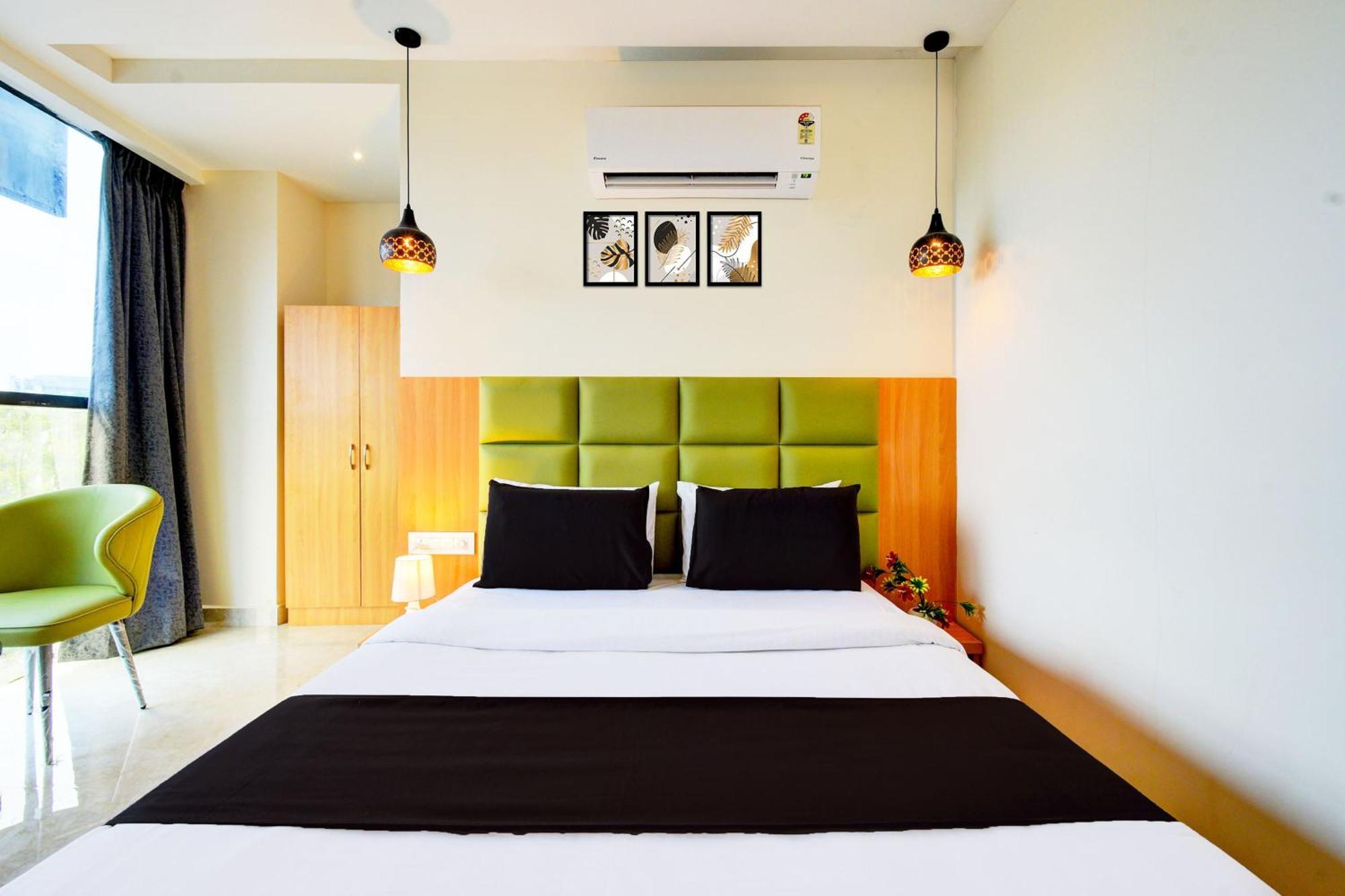 Hotel O Svs Suites Luxury Rooms Trimulgherry Екстер'єр фото